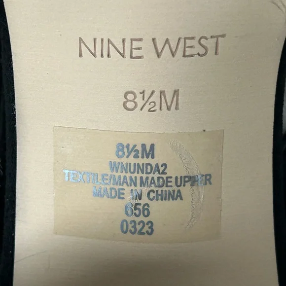 8 1/2 ADE SLINGBACK BLACK AND WHITE HEALS - Picture 10 of 10